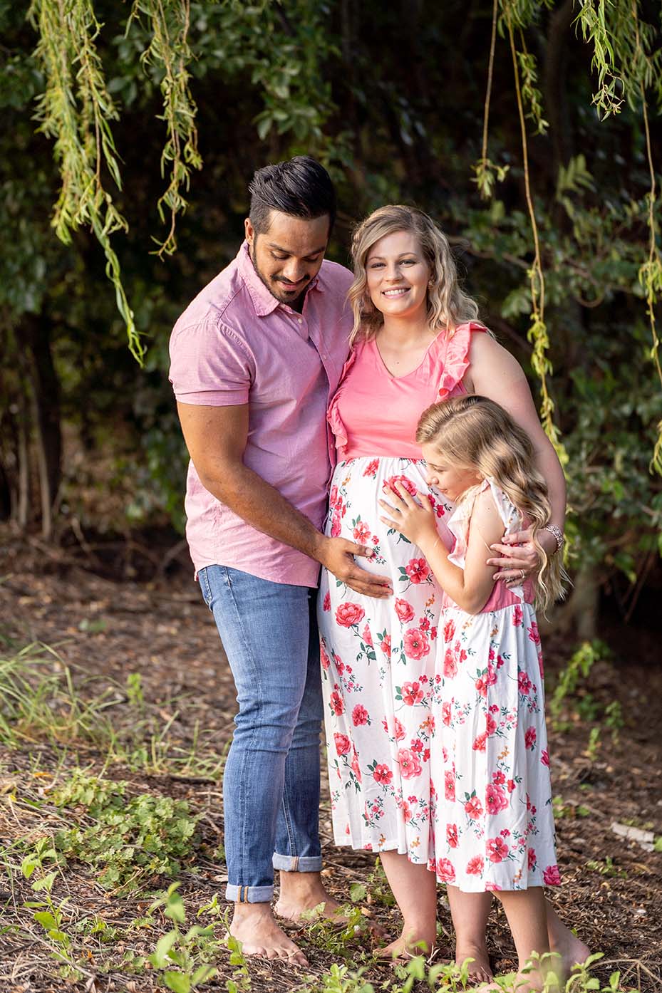 Maternity Photography - Family Hugging