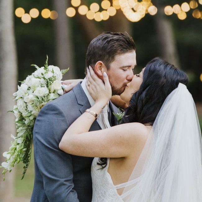 Wedding Photography couple kissing
