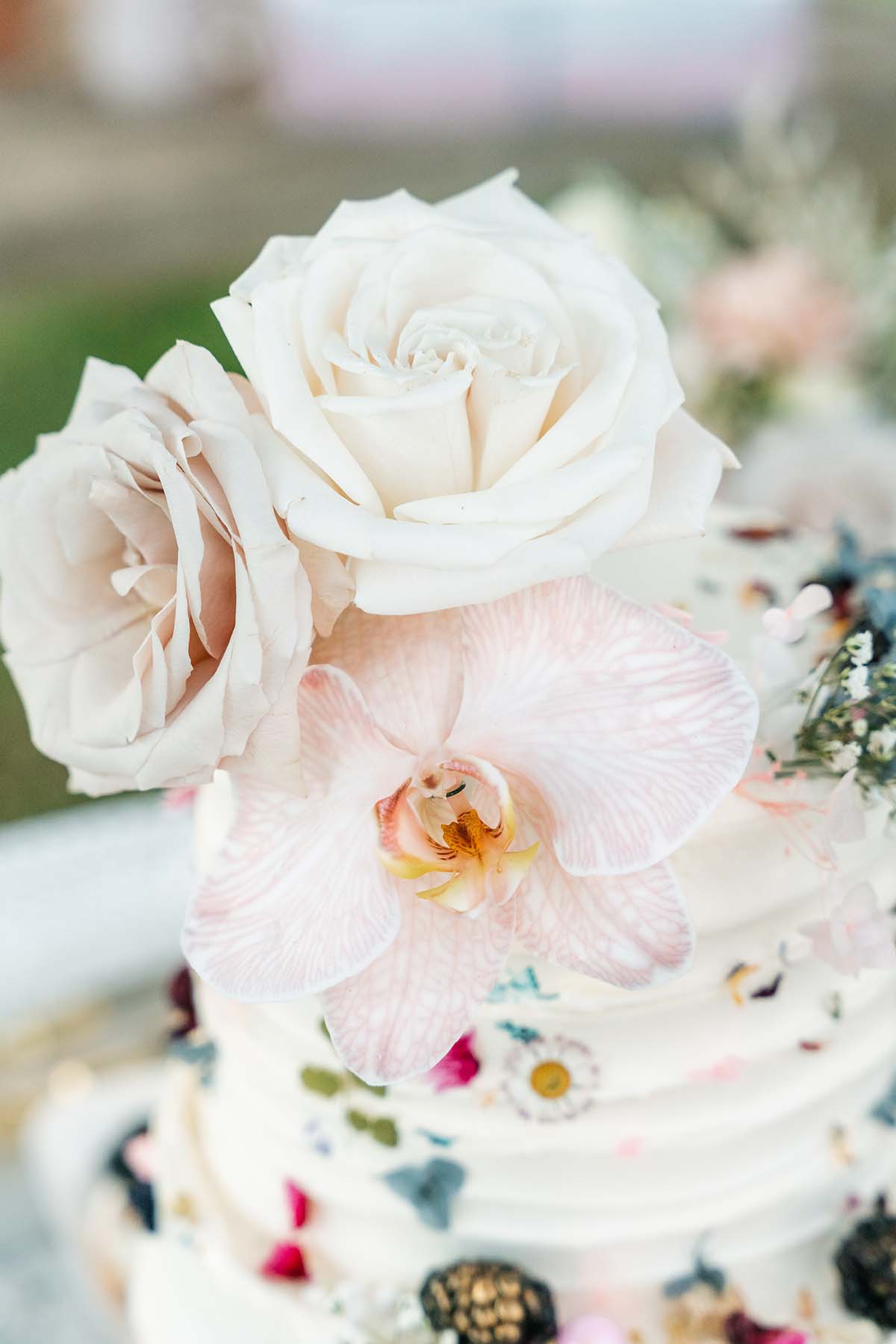 Wedding Photography - cake flower close up