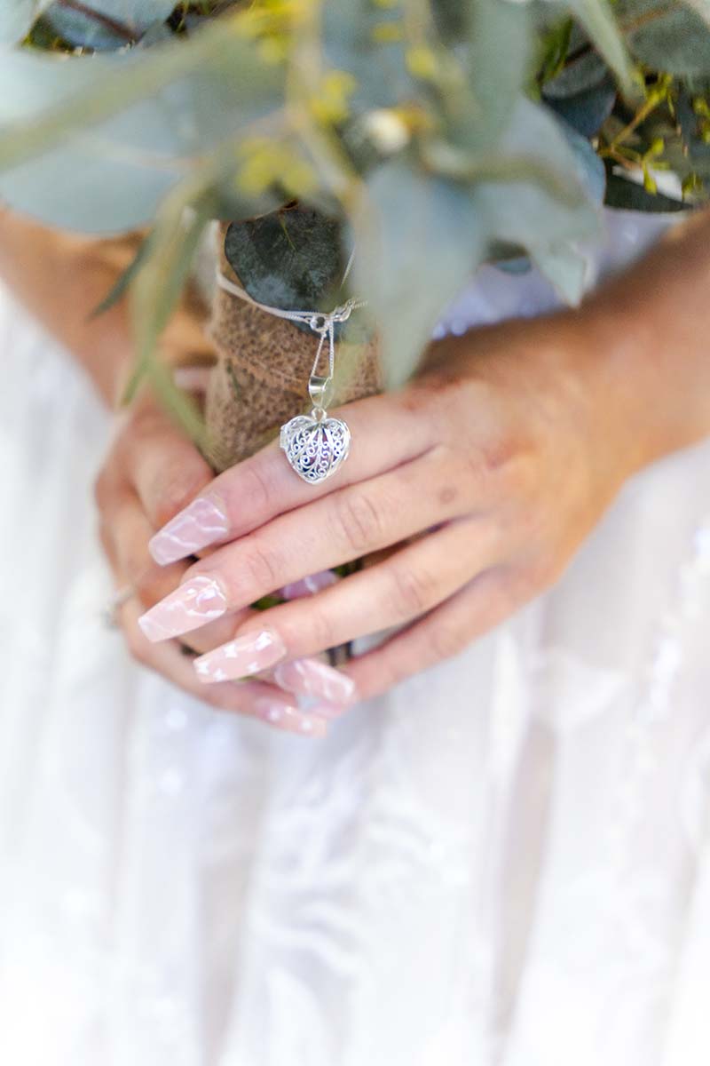 Wedding Photography - bride hands close up