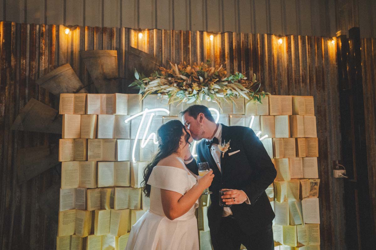 Wedding Photography bride nad groom kissing